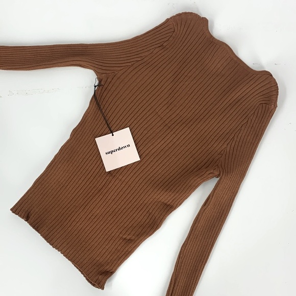 REVOLVE superdown Sierra Knit Top in Brick Brown Size S - Picture 7 of 7